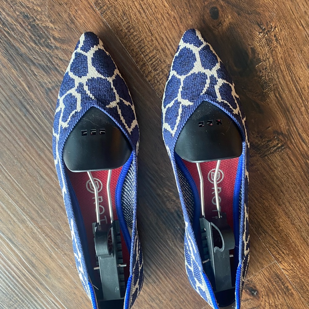 Rothy’s Indigo Giraffe Points—Size 7.5